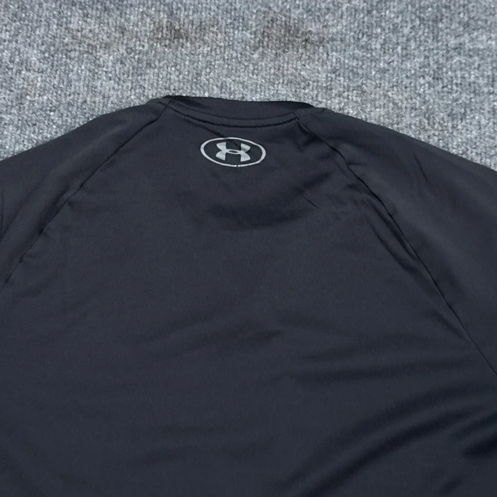 Under Armour The Tech Tee Shirt Mens Size Medium Dark Gray Athleisure Active